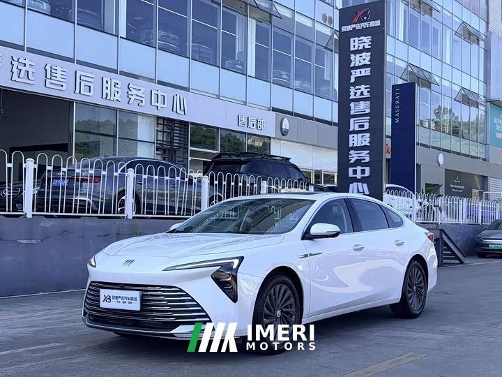 Buick Junyue 28T Platinum Edition - автомобиль из Китая