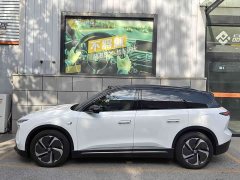 NIO ES6 75kWh - фото 15