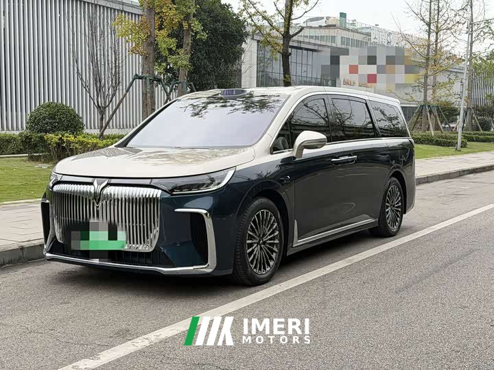 Voyah Lantu Dreamchaser PHEV Qiankun Ultra - car from China