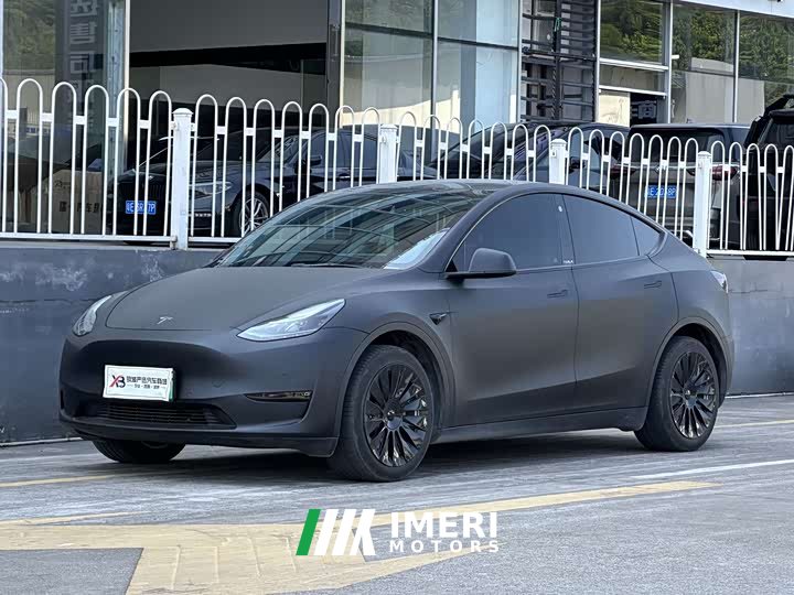 Tesla Model Y Rear-Wheel Drive - автомобиль из Китая