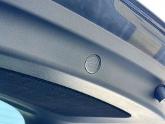 Tesla Model Y Rear-Wheel Drive - фото 17