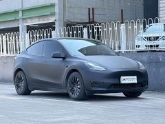 Tesla Model Y Rear-Wheel Drive - фото 3