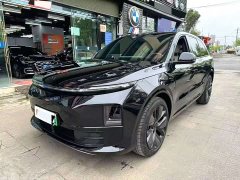 Li Auto L6 Pro - ფოტო 1