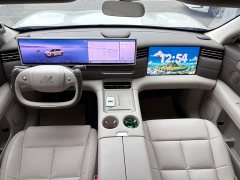 IM Motors Zhiji LS6 Pure Electric Max - photo 12