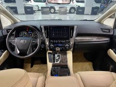 Toyota Vellfire Crown Hybrid 2.5L HV Luxury Edition - photo 15