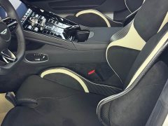 Aston Martin DB12 4.0T V8 Coupe - ფოტო 13