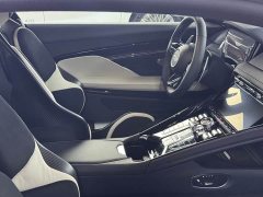 Aston Martin DB12 4.0T V8 Coupe - ფოტო 8