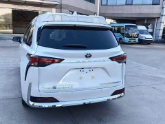 Toyota Sienna 2.5L Hybrid FWD Comfort - photo 4