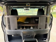 Lexus LM 300h Four-Seat Royal Edition - ფოტო 12