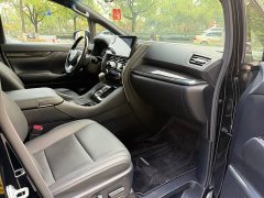 Lexus LM 300h Four-Seat Royal Edition - ფოტო 14