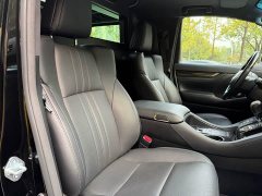 Lexus LM 300h Four-Seat Royal Edition - ფოტო 15