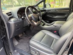 Lexus LM 300h Four-Seat Royal Edition - ფოტო 8