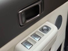 Li Auto Li Xiang MEGA Ultra - ფოტო 14