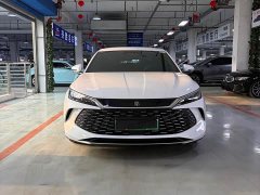 BYD Qin L DM-i Smart Drive Edition 80KM Leading - фото 2