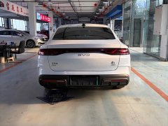 BYD Qin L DM-i Smart Drive Edition 80KM Leading - фото 5