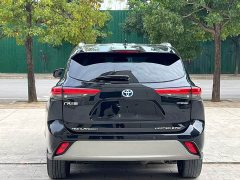 Toyota Highlander Hybrid 2.5L AWD Premium 7-Seater - фото 8