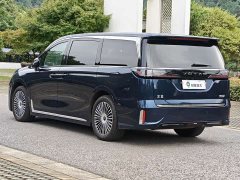 Voyah Lantu Dreamchaser PHEV AWD Luxury Kunpeng Edition - ფოტო 17
