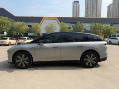 Li Auto i6 Four-Wheel Drive Standard Edition - ფოტო 18