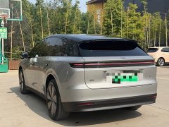 Li Auto i6 Four-Wheel Drive Standard Edition - ფოტო 2