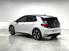 Volkswagen ID.3 Smart Edition Outstanding Version GTX Package - ფოტო 4