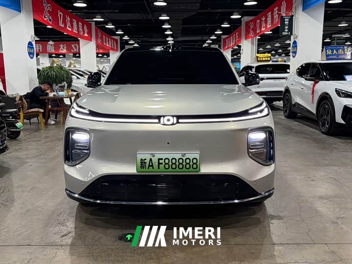 Changan Qiyuan Q07 215 Laser Zunrong - car from China