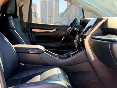 Toyota Vellfire Crown Hybrid 2.5L HV Luxury Edition - photo 11