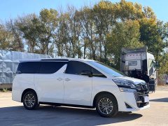 Toyota Vellfire Crown Hybrid 2.5L HV Luxury Edition - photo 3