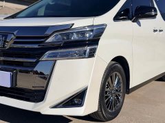 Toyota Vellfire Crown Hybrid 2.5L HV Luxury Edition - photo 4