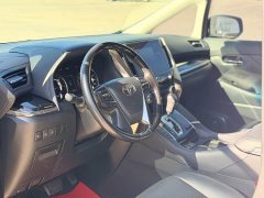 Toyota Vellfire Crown Hybrid 2.5L HV Luxury Edition - photo 5