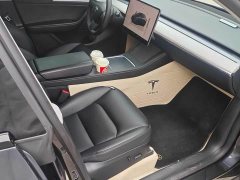 Tesla Model Y Rear-Wheel Drive - ფოტო 5