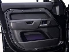 Land Rover Defender 110 3.0T P400 Dark Edition - ფოტო 17