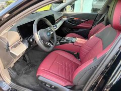 BMW i5 eDrive 35L M Sport Package - ფოტო 9