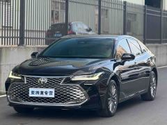 Toyota Camry Hybrid 2.5L XLE Premium - photo 1