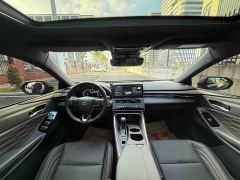 Toyota Camry Hybrid 2.5L XLE Premium - photo 6