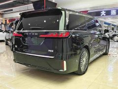 Voyah Lantu Dreamchaser PHEV AWD Luxury Kunpeng Edition - фото 15