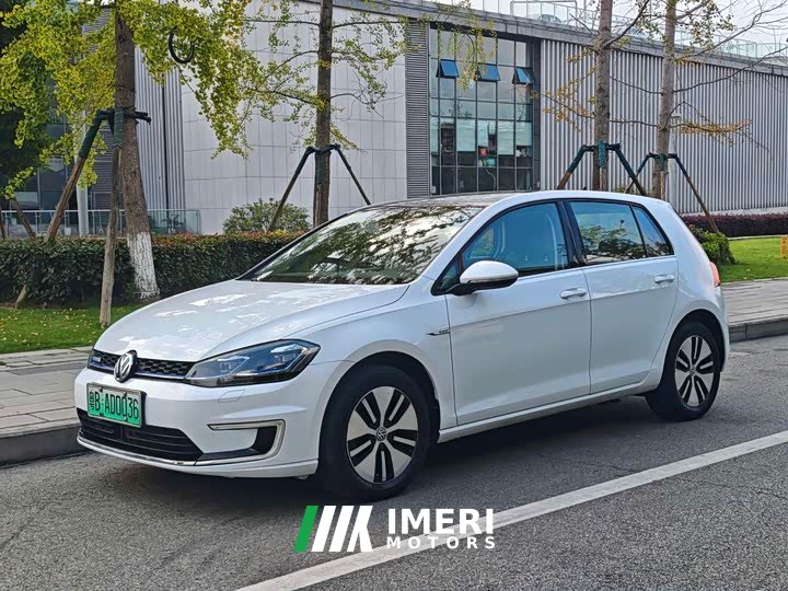 Volkswagen Golf Pure Electric Chi