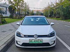 Volkswagen Golf Pure Electric Chi - ფოტო 2