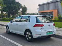 Volkswagen Golf Pure Electric Chi - ფოტო 4