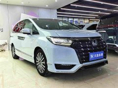 Honda Odyssey 2.0L e:HEV Luxury - ფოტო 3