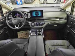 Honda Odyssey 2.0L e:HEV Luxury - ფოტო 7