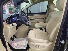 Buick GL8 New Energy Lusang Respect Edition - ფოტო 4