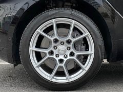 Aston Martin DBX 4.0T V8 - ფოტო 8