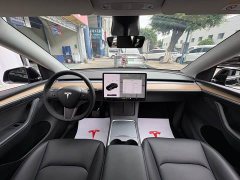 Tesla Model Y Standard Range RWD - ფოტო 14