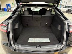 Tesla Model Y Standard Range RWD - ფოტო 9