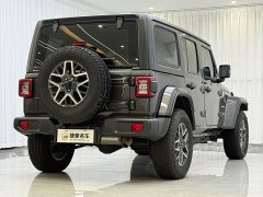 Jeep Wrangler 2.0T Sahara Four-Door - photo 15
