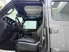 Jeep Wrangler 2.0T Sahara Four-Door - photo 4