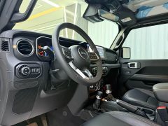 Jeep Wrangler 2.0T Sahara Four-Door - photo 5