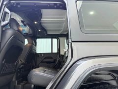 Jeep Wrangler 2.0T Sahara Four-Door - photo 6