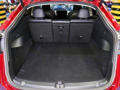 Tesla Model Y Performance All-Wheel Drive - ფოტო 7