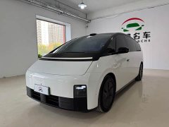 Li Auto MEGA Home Family Edition - ფოტო 3